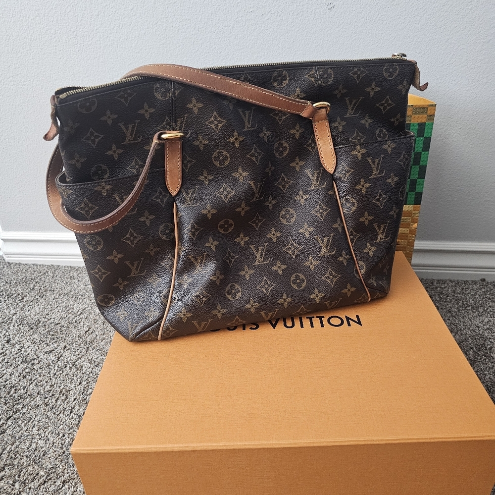 Louis Vuitton Totally MM